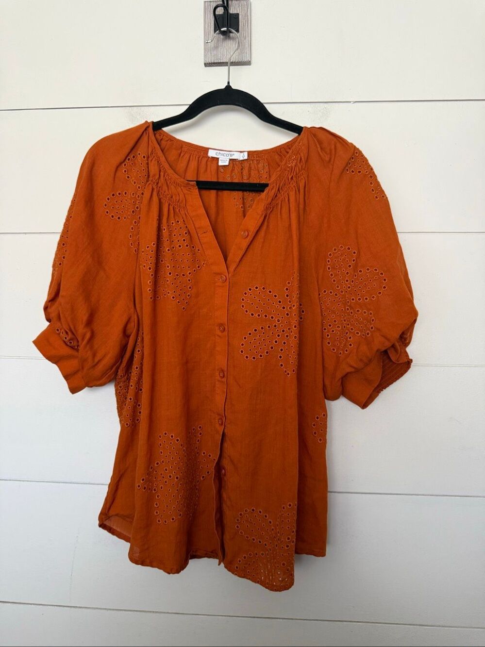 Chico’s Women’s 2 Rust Orange Copper Eyelet Short Sleeve Blouse Top